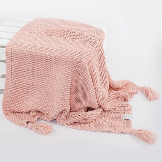 A scented blanket with the scent of pink